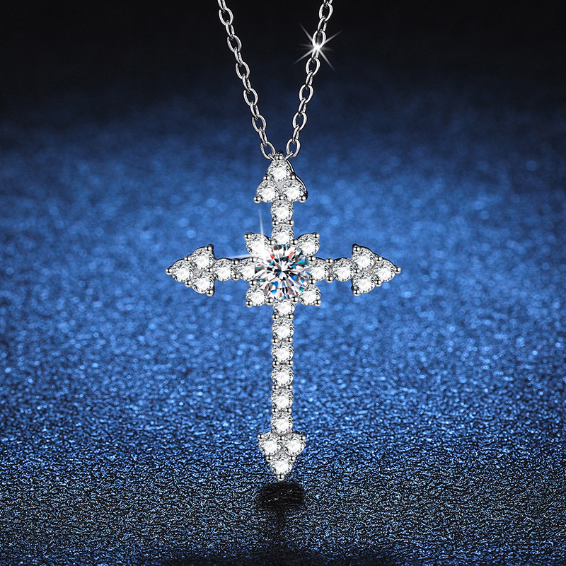 Colar com Pingente de Cruz Lio - Cross Pendant Necklace Gold avaliação e preço