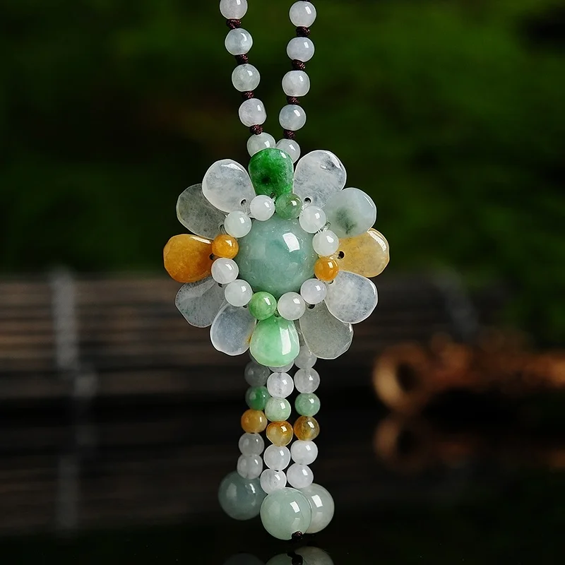 Certificado jade birmanês gira - Necklaces avaliação e preço