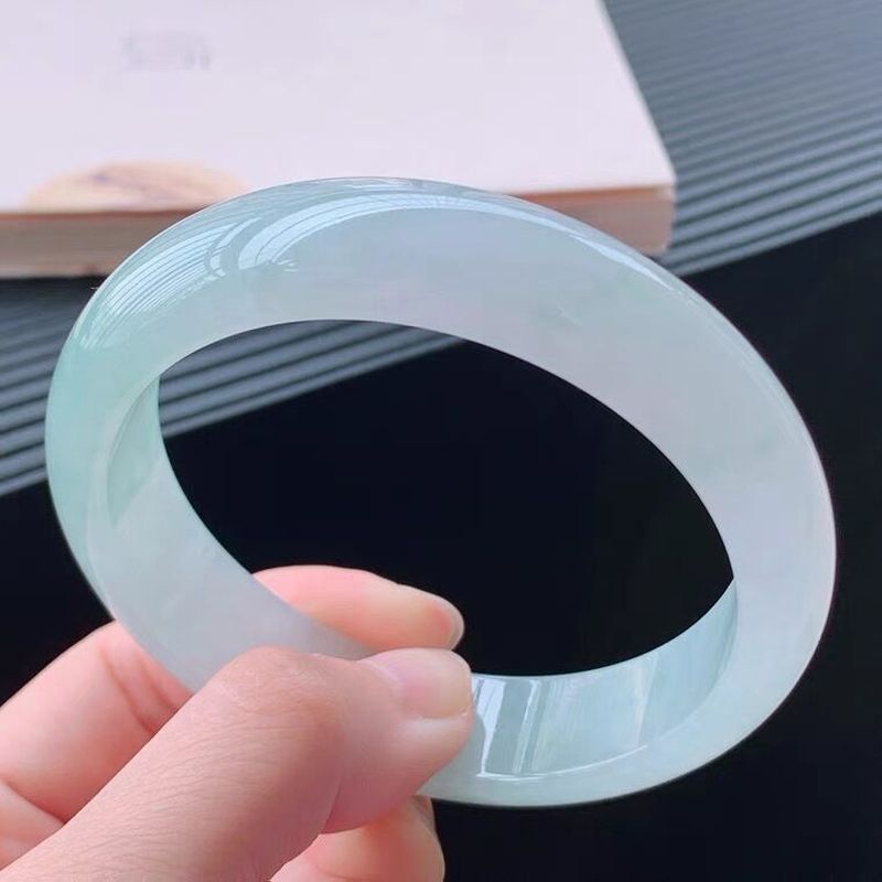 Pulseira de jadeíta translúcid - Bracelets avaliação e preço