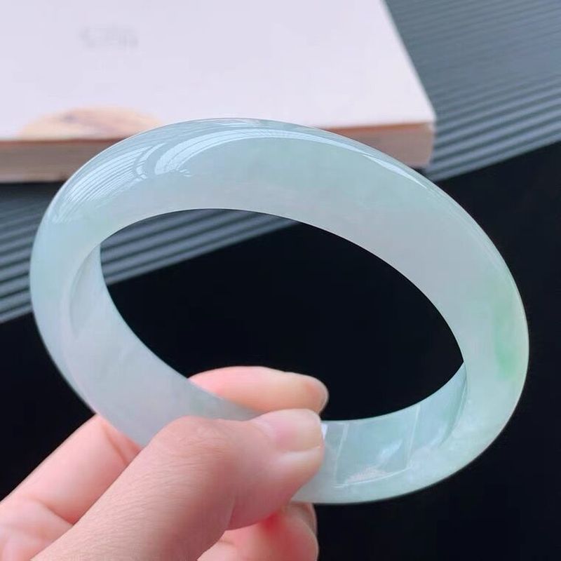 Pulseira de jadeíta translúcid - Bracelets avaliação e preço