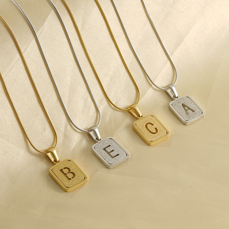 3 pçs/saco correntes de alta q - Initial Letter Necklace 18K Gold avaliação e preço