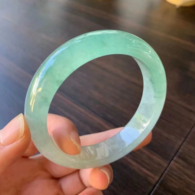 Pulseira de jadeite translúcid - Bracelets avaliação e preço